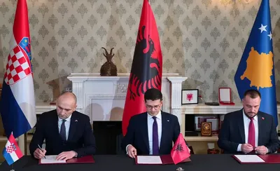 horvát-dupla albán