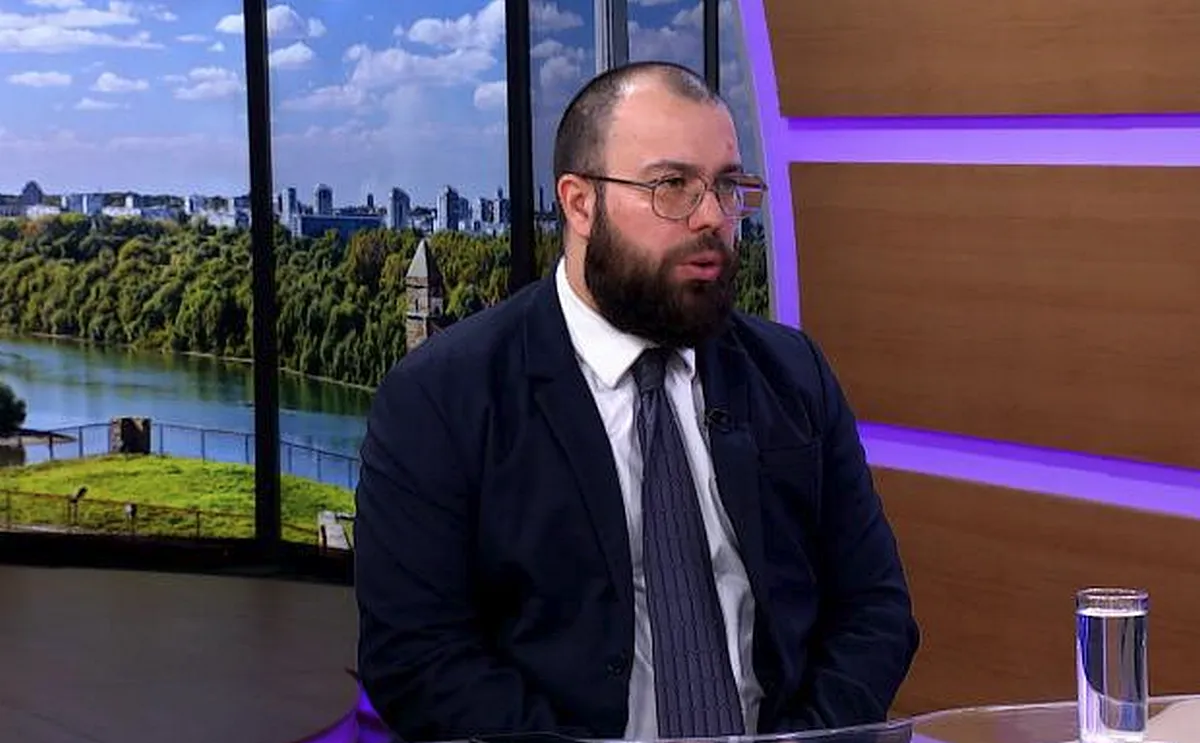 SZERB KURIR: Szerb-magyar katonai szövetség, történelmi pillanat 2 Darko Obradovic a Kurir internetes tévéjében