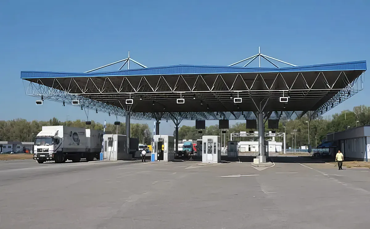 Dodik Izraelben Benjámín Netanjáhúhoz hasonlította magát 2 A račai átkelő, ahol még rámpa sincs