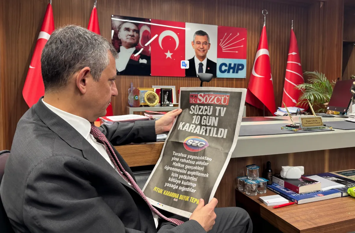 A tüntetések folytatódnak Törökországban, Pikachut lefogták 2 Özgür Özel lapszemlézik