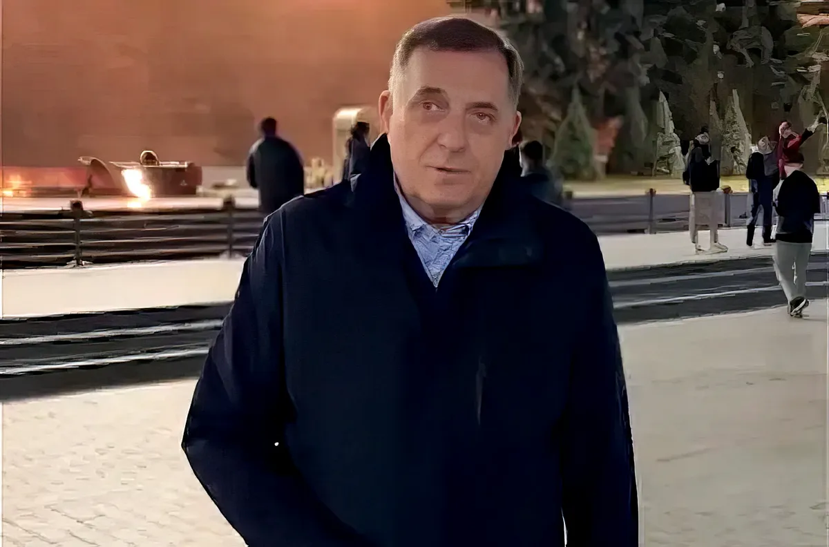 Itt a Dodik, hol a Dodik, most ezt a játékot játssza a boszniai szerb vezető