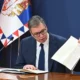 Kedden érkezett meg az orosz Szövetségi Biztonsági Szolgálat vizsgálatának hivatalos jelentése, amely a szerb elnök szerint határozottan megállapítja, hogy a Szerbia rendőri erőinél birtokolt akusztikus eszközöket nem használták a március 15-i tüntetés során