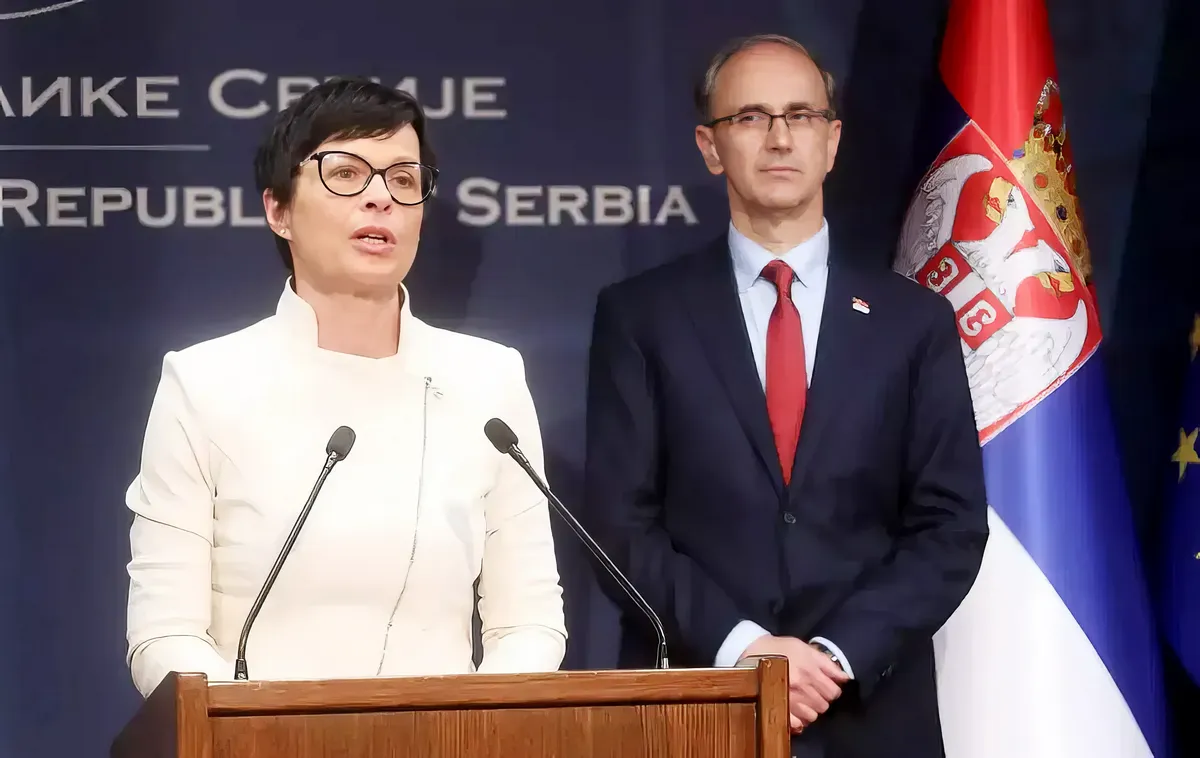 Az EU-biztosnak nem örült, Orbánt viszont szívesen látja 4 Kölcsönös bizalmatlanság, vajon jó úton jár-e Szerbia, amely Európába (nem igen) igyekszik?
