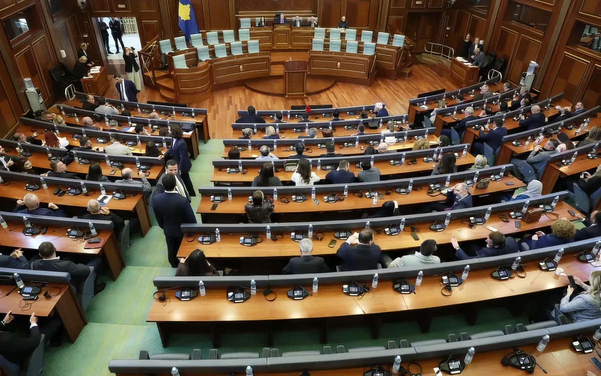 Koszóban a február 9-i választások után lassan kerülnek a helyükre a dolgok