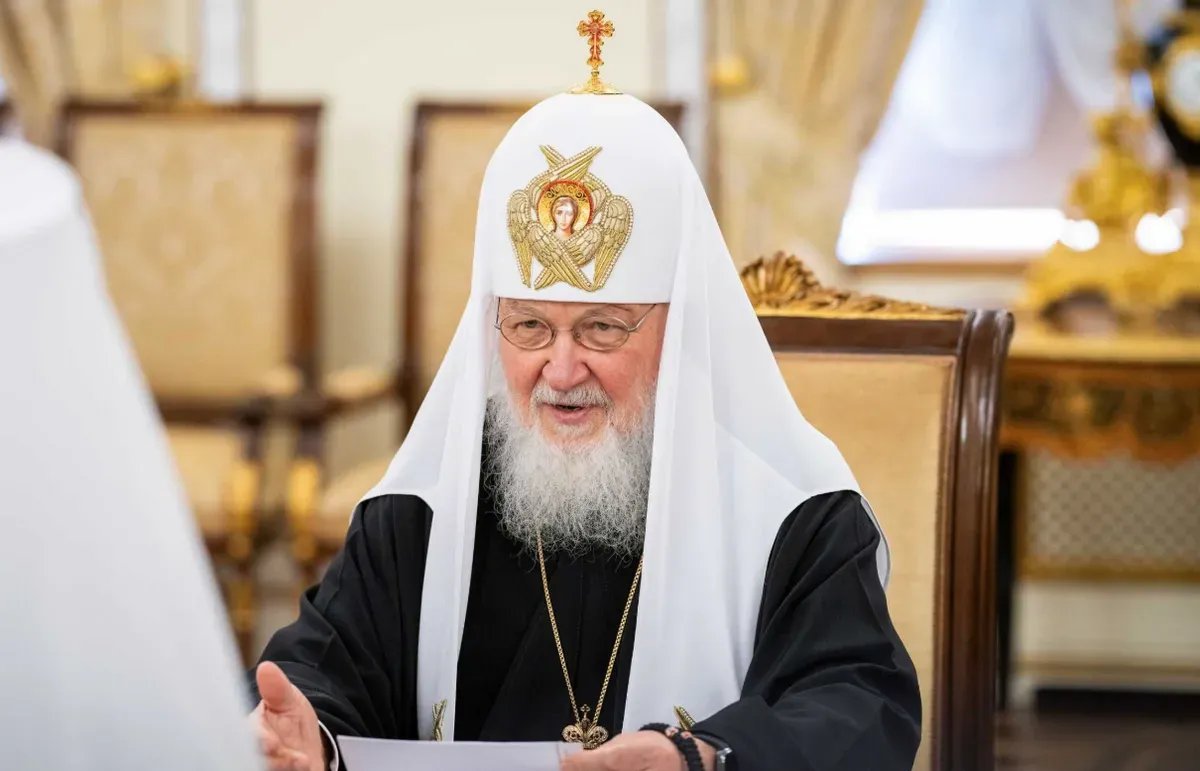 Porfirije: a szerb ortodoxia helye az Orosz Világban van 2 KIRILL PÁTRIÁRKA: A szerbek soha nem árulták el Oroszországot – ez a bizalom bele van írva a szerb nép génjeibe