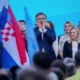 Politikai gyűlés Horvátországban, zászlókkal, politikusokkal és miniszterelnökkel súlyosbítva. Mi lesz itt, te jó ég?