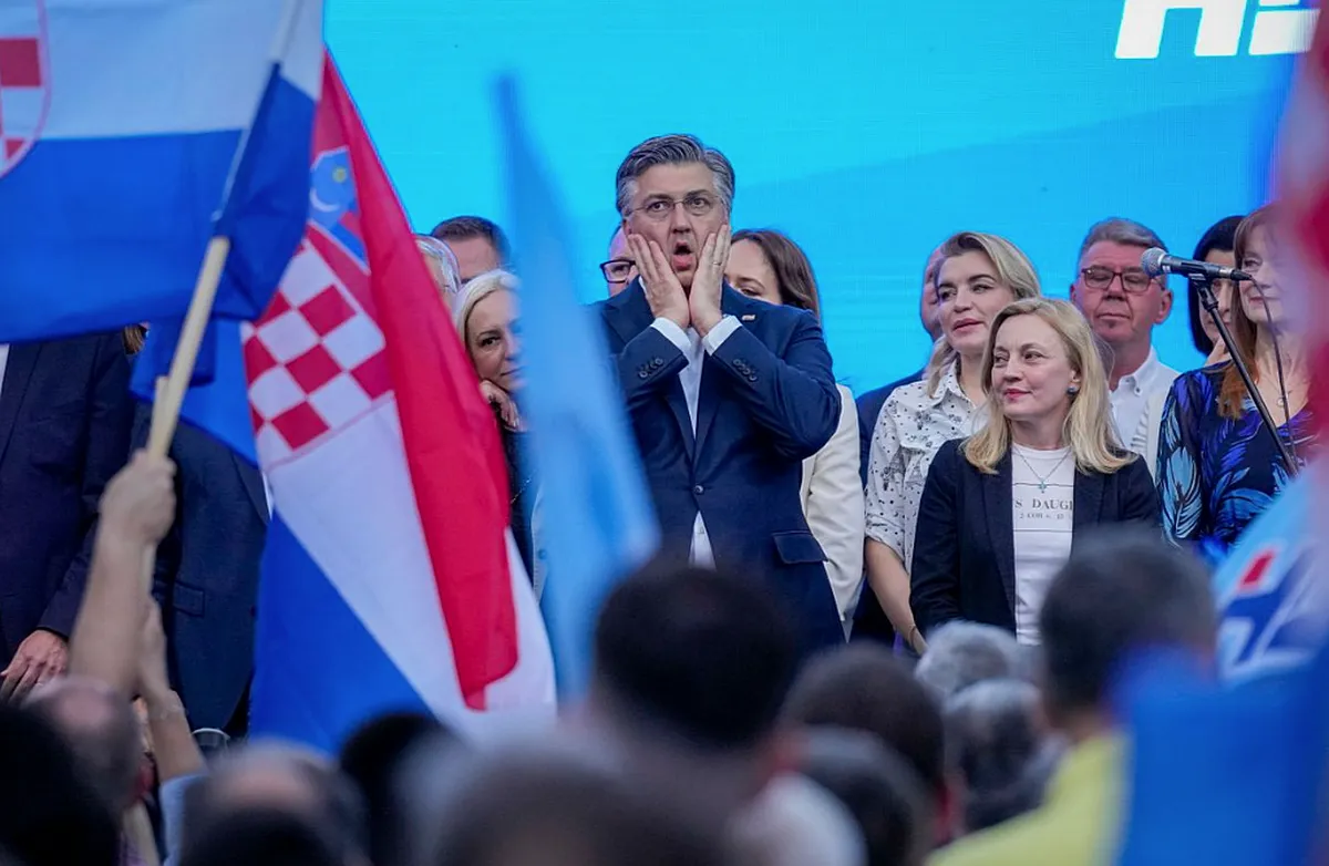 Politikai gyűlés Horvátországban, zászlókkal, politikusokkal és miniszterelnökkel súlyosbítva. Mi lesz itt, te jó ég?