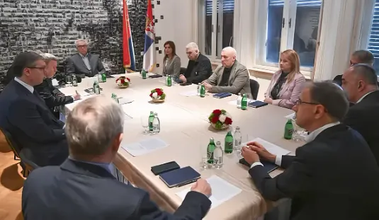 A szerb elnök mozgalma