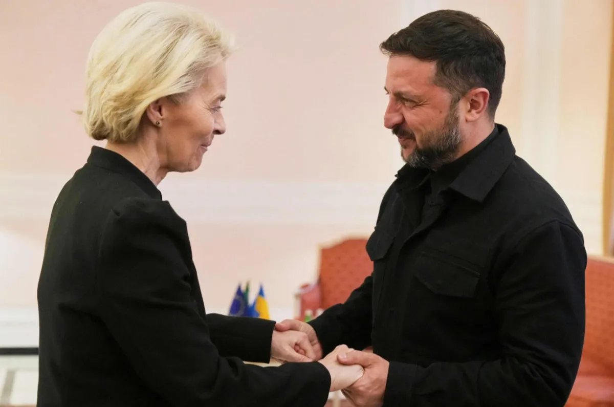 Leyen mintha irracionálisan "politikailag szerelmes lenne Zelenszkijbe", ezért elhanyagolja az EU érdekeit, míg Zelenszkij aláírta az ásványianyag-egyezményt Trumppal, mert az az ő érdekeit szolgálja - írja az alább elemzésre kerülő cikkhez csatolt képet kommentálva a zágrábi Jutarnji list