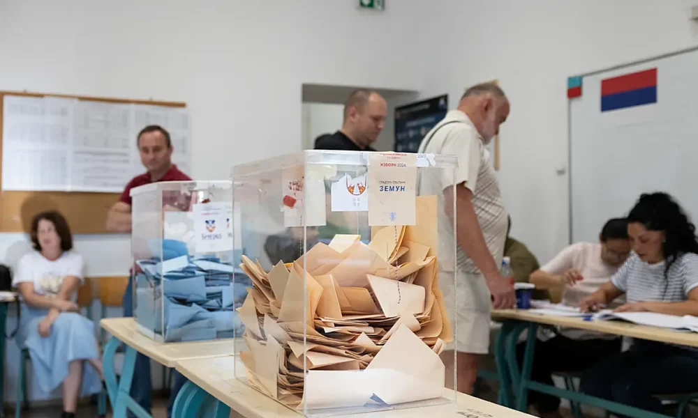 Szerbiában egynyári, legfeljebb kétnyári választásokat szokás tartani, az utóbbi 11 évben - vagyis Vucic kormányázása idején - ötször tartottak választásokat