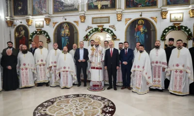 Vučević a Szent Márk apostolról és evangélistáról elnevezett templomban részt vett azon a szent liturgián, amelyet Szent Márk napi ünnep alkalmából tartottak
