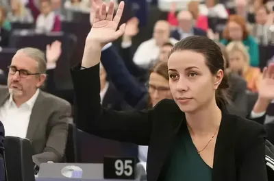 szlovén Joveva