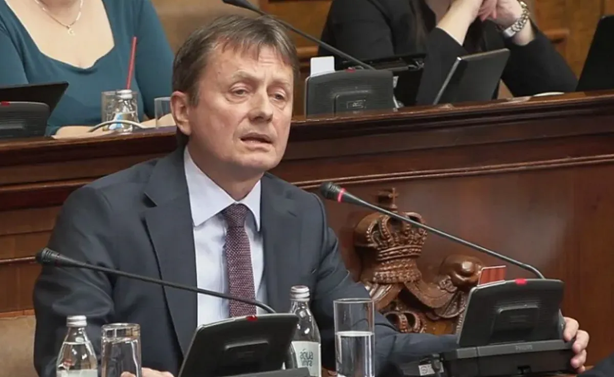 Darko Glišić: Teoretikus esély sem létezik arra, hogy a niši gyűlés elmaradjon. Ez csupán a megszállók manipulációja. Ne higgyenek a megszállóknak!