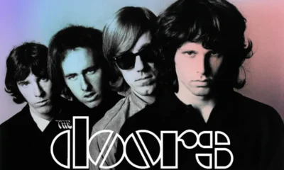 A THE DOORS pszichedellikus, blues&jazz-beütéses hard rock együttes élén JIM MORRISON névvel vált világhírűvé