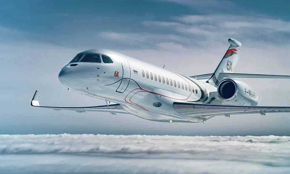 Alig több mint egy hónapja van szerb tulajdonban az új Falcon 6X, máris járt Amerikában és Oroszországban, el kellene még vinni Kínába is