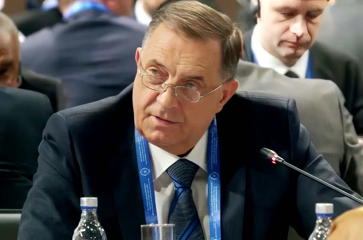 Dodik most éppen egy moszkvai biztonsági konferencián tartózkodik