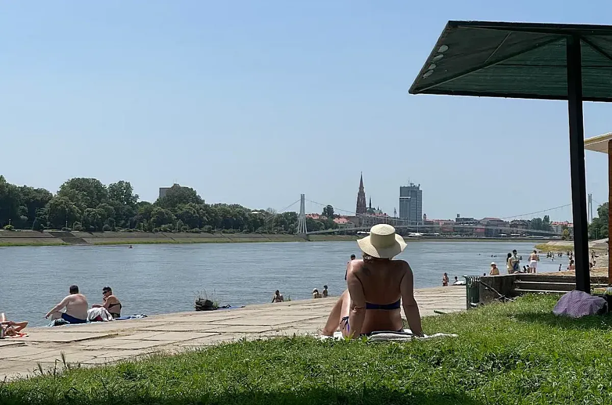 Eszék, a legélhetőbb horvát város? (Egy vajdasági Horvátországban) 4 Az eszéki strand más szögből, a háttérben a város