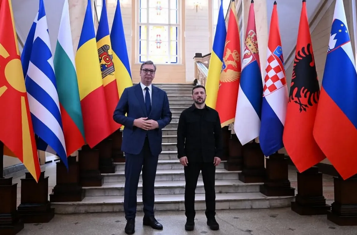 Szerbia vállalná egy-két ukrán város újjáépítését 4 Véleményt cseréltünk a hosszú távú és fenntartható béke elérésének fontosságáról, a nemzetközi jog tiszteletben tartásáról, valamint a diplomácia szerepéről a konfliktusok leküzdésében