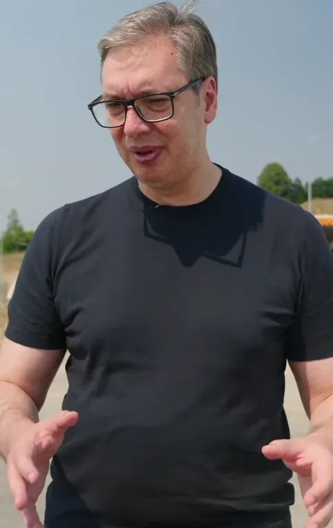 Vučić szerint az ellene tüntető diákok az ország, az állam és a nép ellenségei 2 A szerb elnök egy félig-meddig kocsmai hasonlattal élt a jelenlegi helyzet ábrázolásakor az Instagramon közzétett bejegyzésében