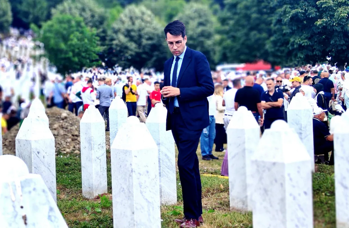 Srebrenica nem ismétlődhet meg, a szerb elnök angolul üzent 4 Dobrica Veselinović a srebrenicai megemlékezésen