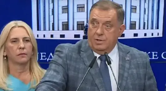 Dodik elítélve