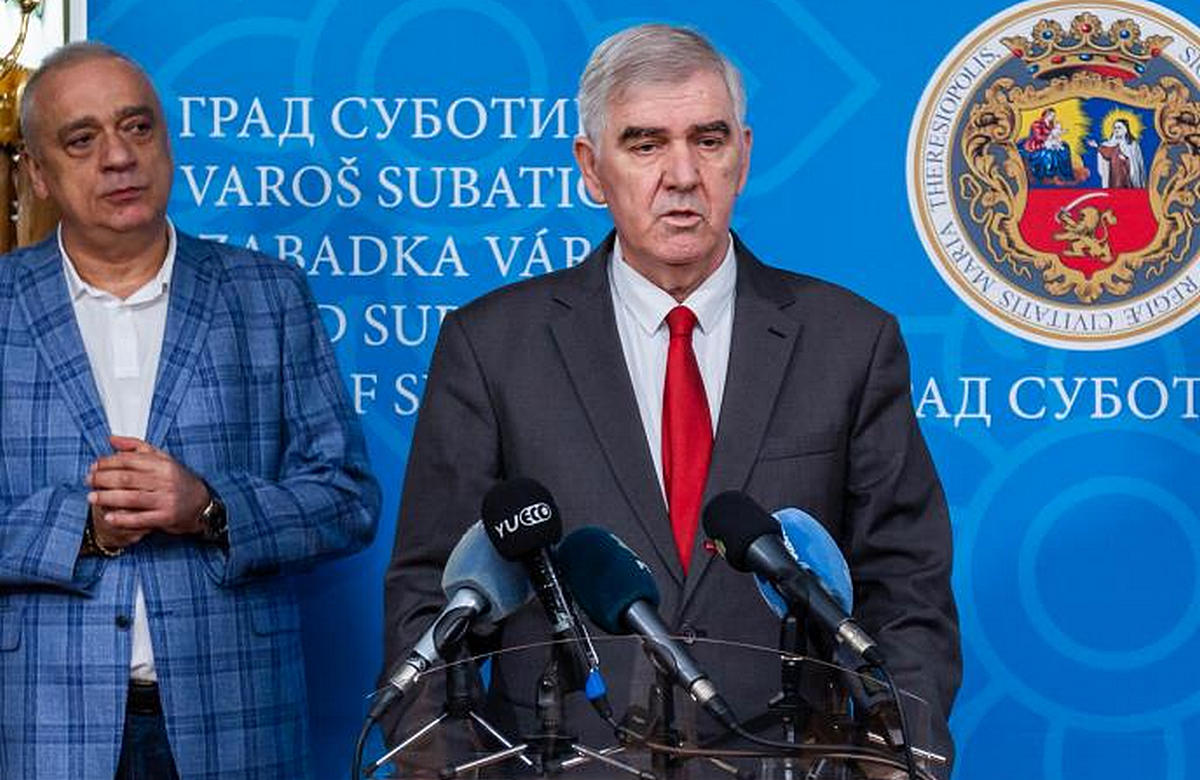 Demo Beriša, a semmilyen választási legitimációval nem rendelkező szerbiai kisebbségi miniszter, aki a szerb elnök mozgalmának a tagja, Szabadkán járt, ahol a korábban határozottan usztasáző helyi polgármesterrel tárgyalt, aki valójában nem is igazán helyi