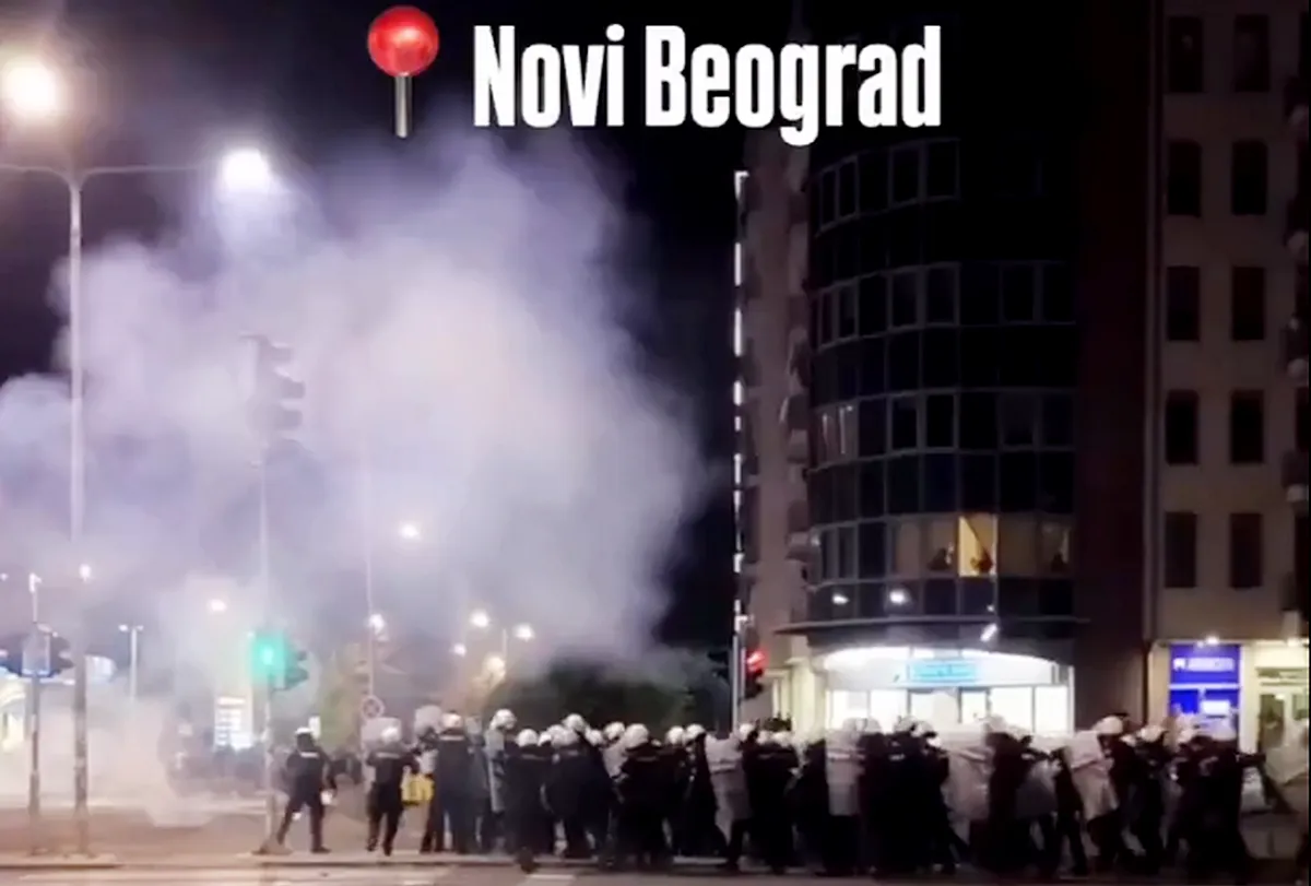 Könnygáz Újbelgrádban 