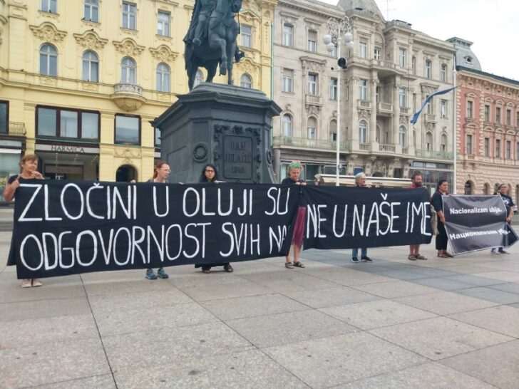 A Vihar-hadművelet bűnei ellen tüntetők Zágrábban