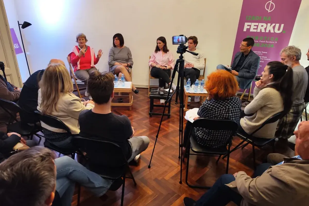 A cikk szerzője tavaly egy szabadkai vitaesten vett részt Pavle Cicvarittyal, amelyen a tisztességes választási feltételekről beszélgettek