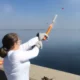 A jelzőrakéta kilövésének pillanata, a kép illusztráció (Forrás: YouTube)