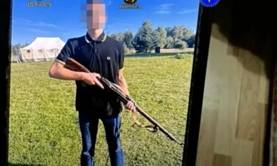 A kiképzés egyik résztvevője, és a kiképzőtábor lakója, ha jól látjuk egy M48-as puskával a kezében, amivel nem sokra megy a mai világban