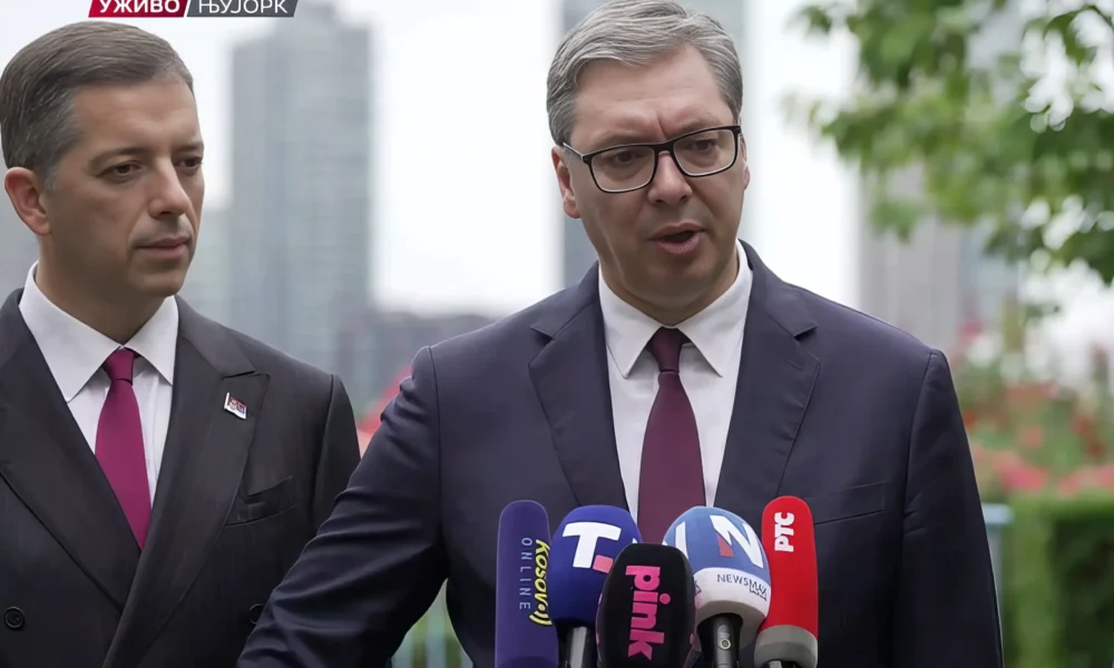 A szerb elnök és külügyminisztere New York-ban, ahol az ENSZ közgyűlés ülésszakán vesznek részt (Screenshot)