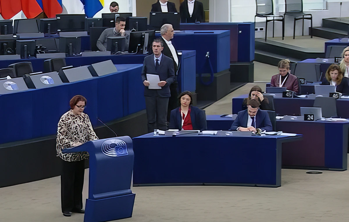 Marta Kos: hazugság, hogy Szerbia nem kaphat orosz gázt 3 Vicsek Annamária parlamenti felszólalása annyira jóra sikeredett, hogy az Informer külön cikket szentelt neki