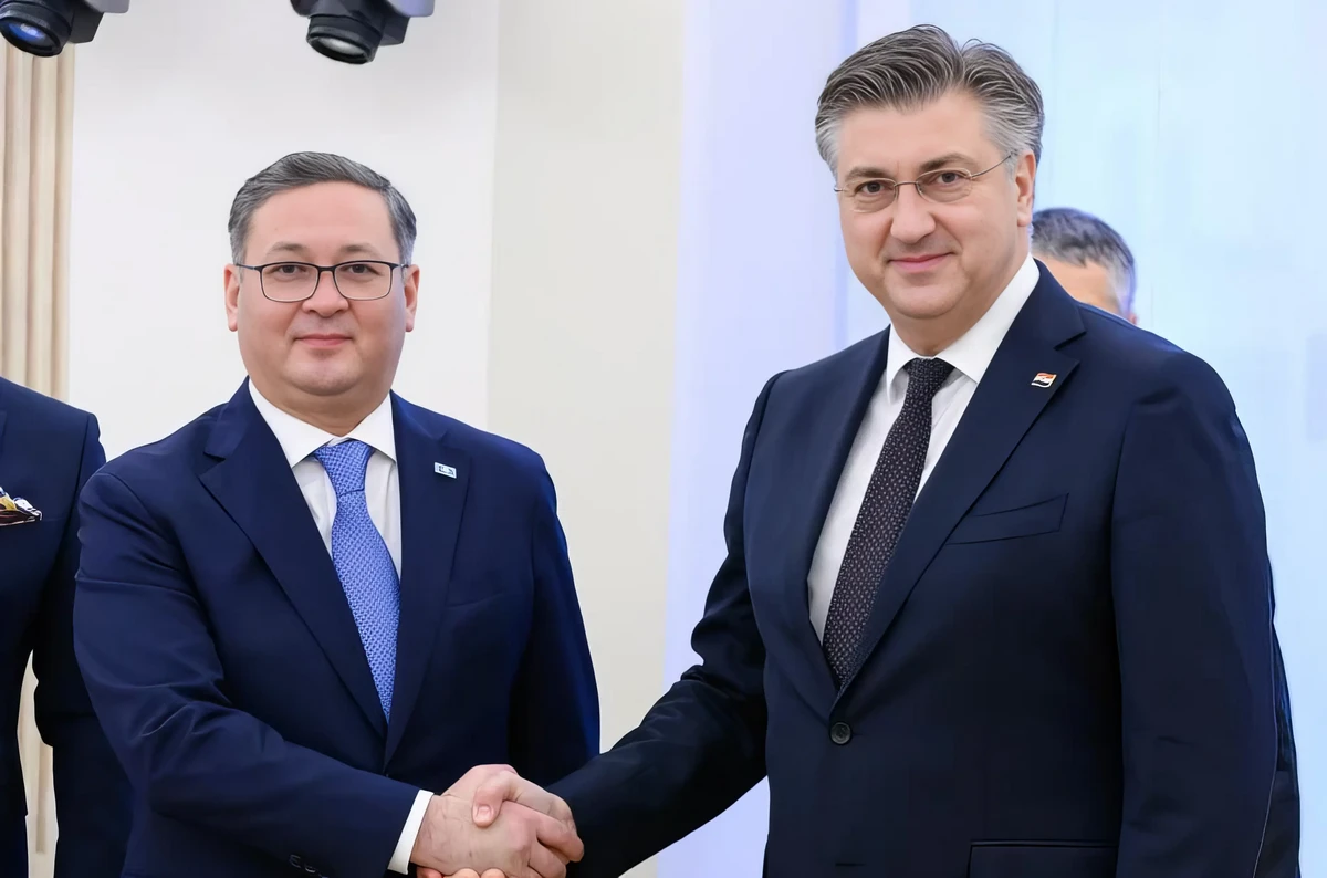 Murat Nurtleu kazah miniszterelnök-helyettes és külügyminiszter tavaly november 22-én találkozott Zágrábban  Andrej Plenković horvát miniszterelnökkel, hogy megvitassák a politikai párbeszéd erősítését és az üzleti kapcsolatok bővítését