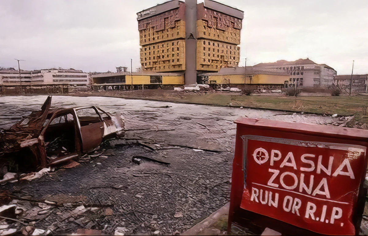 Egy kanadai állampolgár is részt vett az emberszafariban 3 Veszélyes övezet: RUN OR RIP