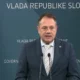 Matej Arčon szlovén miniszterelnök-helyettes közölte, hogy a ljubljanai kormány szerint a horvát Fina, mint a Ljubljanai Értéktőzsde jövőbeli minősített részvényese, nem élvezi a banki törvény 73. cikkében meghatározott jó hírnevet