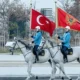 Nem lóverseny ez: Az idei év első nyolc hónapjában Törökország a legnagyobb külföldi befektető Montenegróban irányuló közvetlen külföldi befektetések tekintetében – több mint 92 millió euróval, az idei év első nyolc hónapjára vonatkozó adatok alapján. Megelőzte Szerbiát és Oroszországot, amelyek évek óta „változtatják” a lista élét.