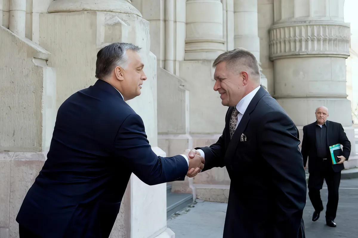 Nemkívánatos csomag került a felvidéki karácsonyfák alá 5 No, nézz csak ki jött vissza! Mindig is jó együtt dolgozni a patriótákkal, állunk elébe - üdvözölte Budapesten annak idején a magyar miniszterelnök újraválasztott szlovák kollégáját 2023. október elsején, a bejegyzést 2 millió ember látta (Forrás: Facebook, Orbán Viktor)