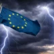 Európa már jó ideje képtelen beleszólni a világ dolgaiba, miközben szaporán csapkod az istennyila. Közeleg-e a bukás pillanata? (A kép illusztráció)