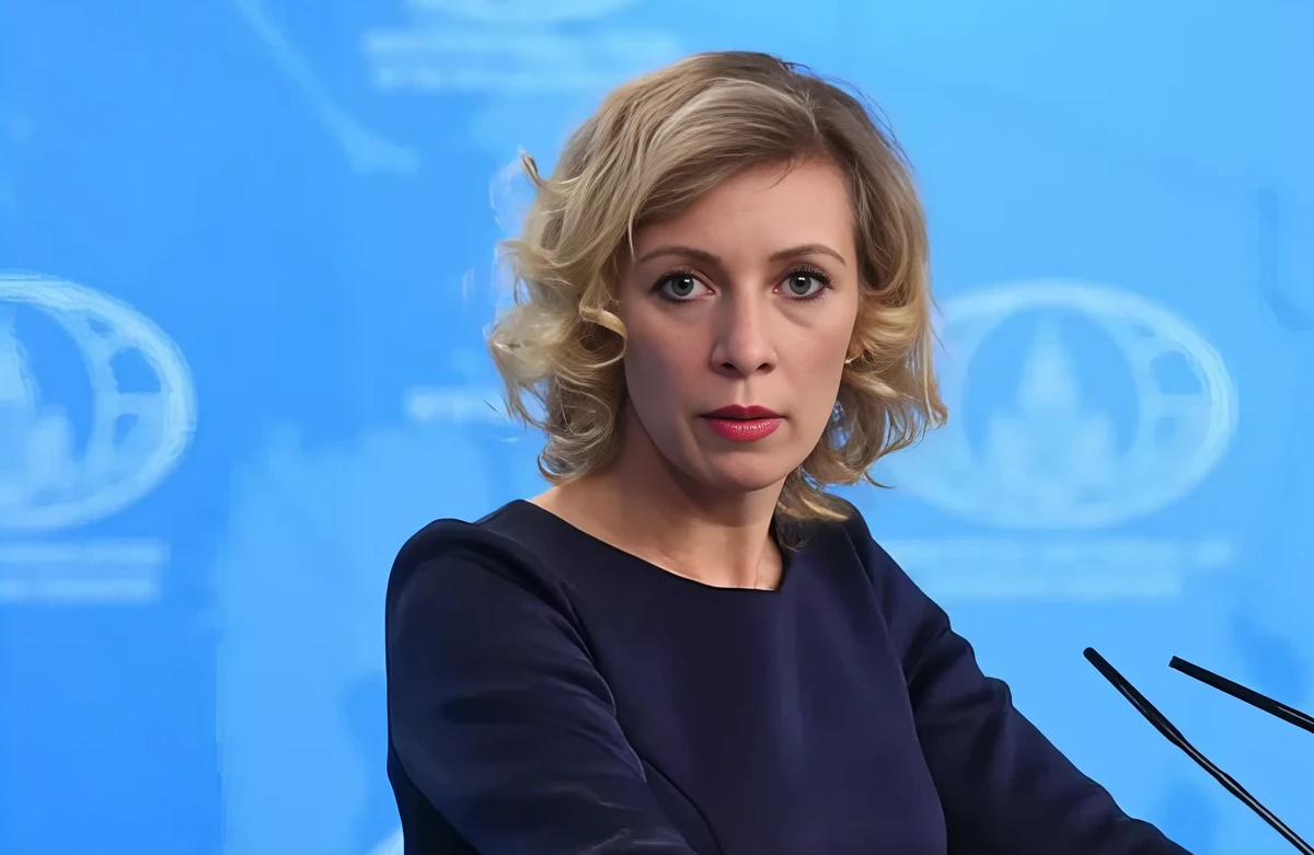 Marija Zaharova orosz külügyi szóvivő szerint a "szabadságszerető szerb nép" soha nem enged a nyomásnak