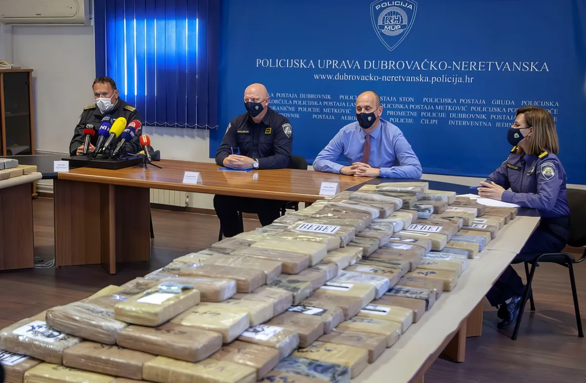A horvát hatóságok több mint fél tonna kokaint foglaltak le a horvátországi Ploče kikötőjében 2021-ben (Forrás: dubrovniki rendőrkapitányság)