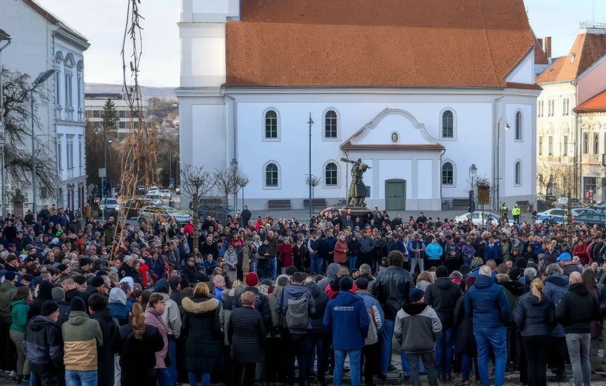 Adóemelések miatt tiltakoznak Székelyföldön, magyarázkodik az RMDSZ (Forrás: Hírstart)