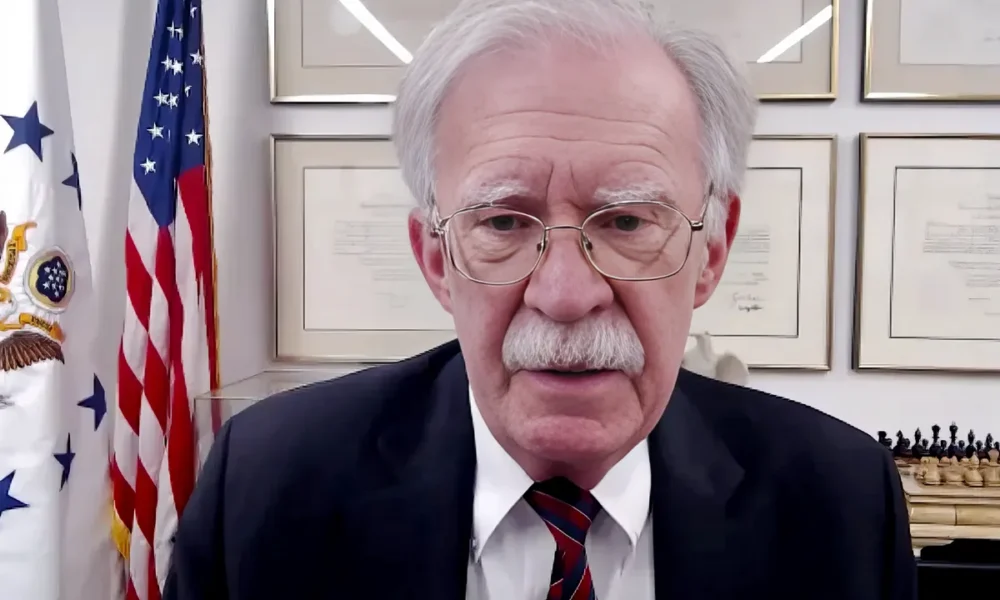 Bolton: A magyarok az 1956-as forradalomban szembeszálltak a szovjetekkel, mert üzenetet kaptak a Szabad Európa Rádión keresztül, de az Egyesült Államok nem tett semmit