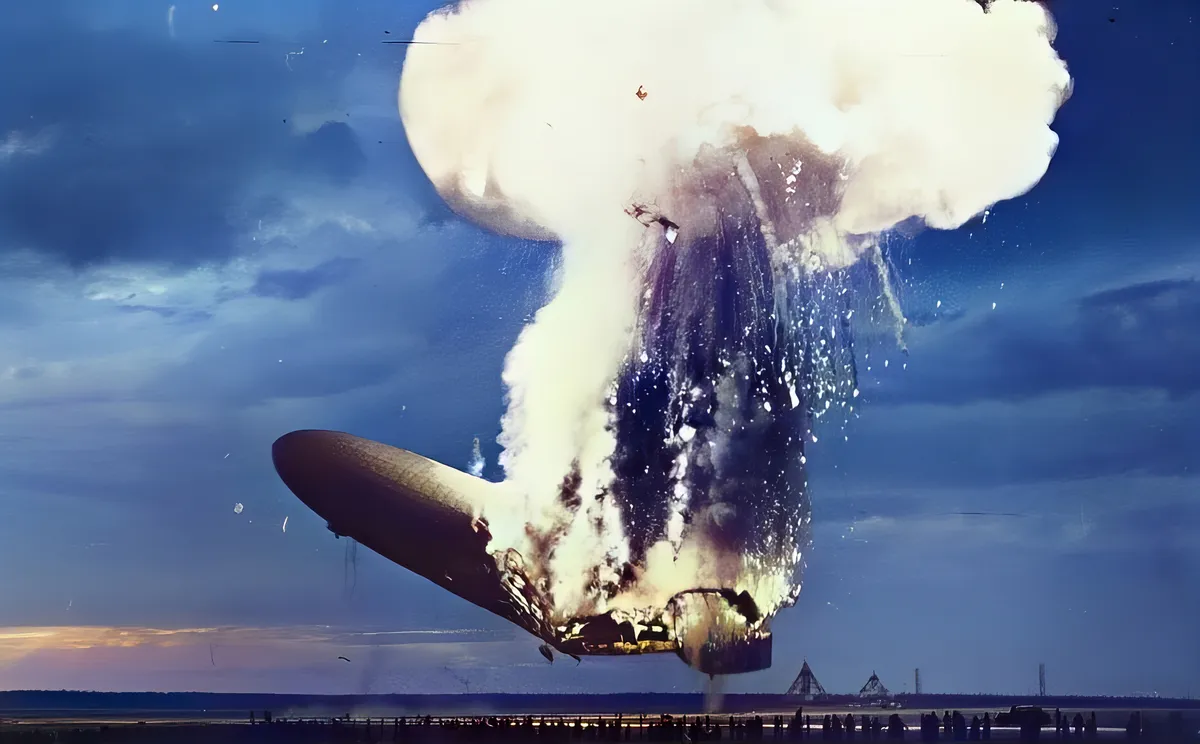 Araszolgat a hidrogén is – brit-horvát konferencia a lehetséges együttműködésről 5 A Hindenburg-katasztrófa óta a közvélemény nem energiapolitikára, hanem lángoló léghajókra asszociál – nem teljesen alaptalanul. (Forrás Wikipédia, a kép eredetileg fekete-fehér)