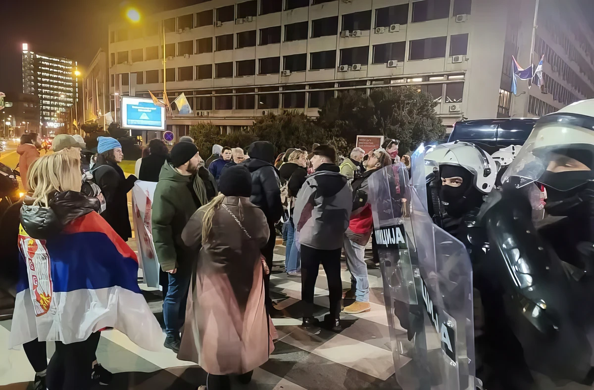 Ismét endőri erőszak Újvidéken