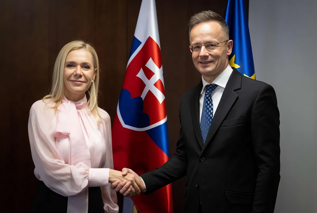 Magyar-horvát olajvita: Szijjártó Péter magyar külgazdasági és külügyminiszter együtt levelezik Denisa Saková szlovák gazdasági miniszterrel