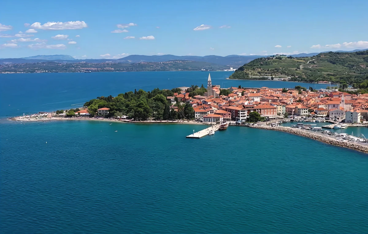 Hirtelen elém tárult Izola panorámája