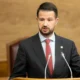 Kerüli a politikai konfliktust: Jakov Milatović montenegrói elnök visszaküldte a belügyi törvényt: szerinte a rendőrség reformja szükséges, de alkotmányos és az EU-val összhangban lévő törvény révén