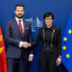 A montengrói államfő most Marta Kos szívébe igyekezett belopni magát, Milatović általában a "három uniós grácia" - Ursula von den Leyen, Kaja Kalas és Marta Kos körül legyeskedik. VBajon beszélt-e neki a félelnöki rendszerre való átállásról?