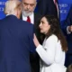 Feloszlatott parlament: Pedig Vjosa Osmani még Donald Trump lelkét is megsimogatta a mára már teljesen értelmét vesztett Béketanácsban
